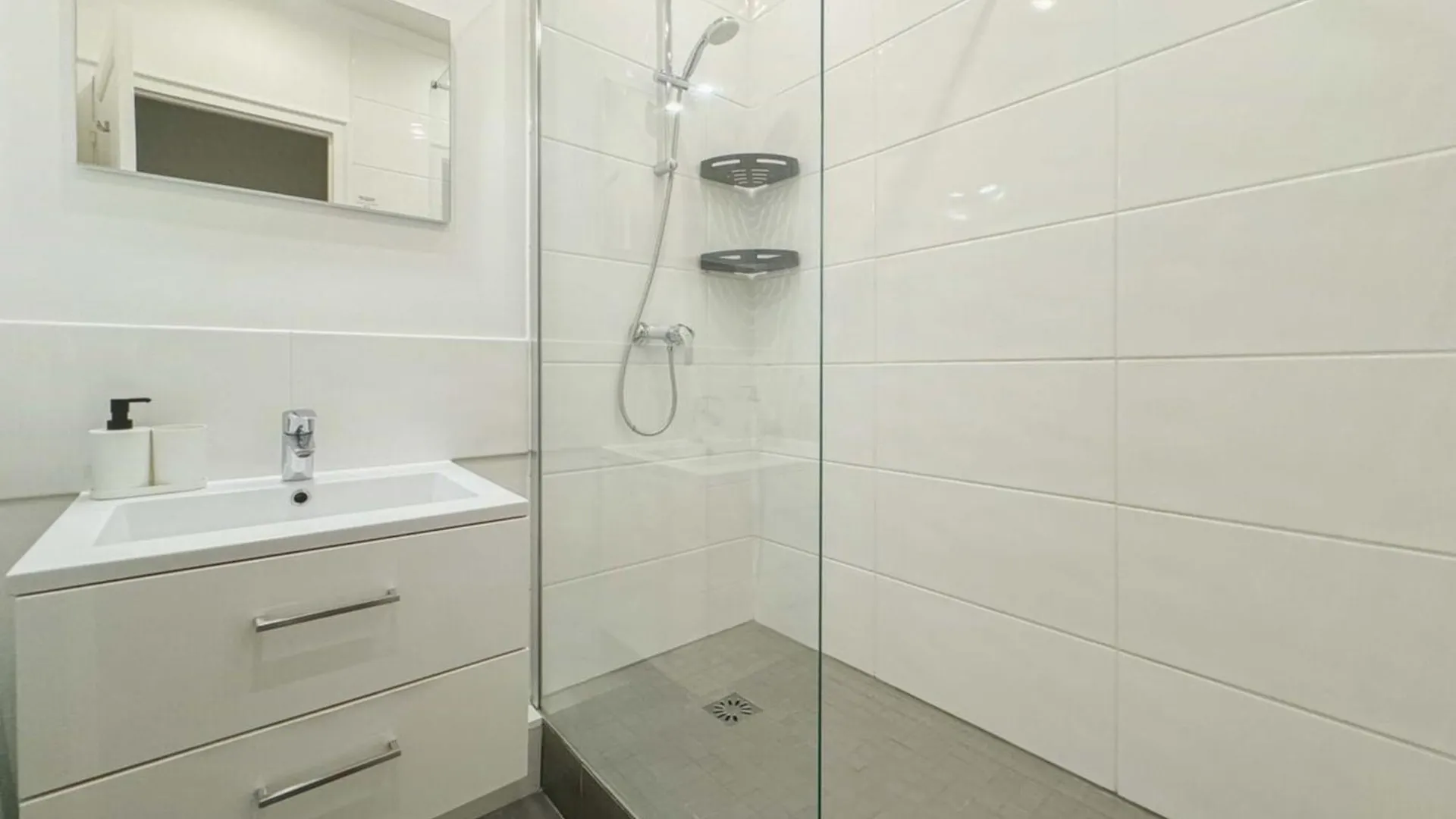 Flexliving - Room - Alesia Paris 0*,  Frankrig